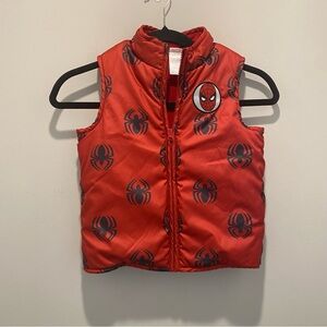 Marvel Spider-Man Logo Red Spider Vest Kids Size 5 EUC Winter Comfy